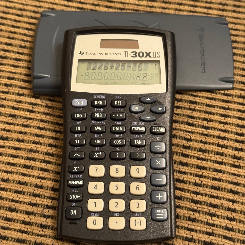 Texas Instruments TI-30XIIS Scientific Calculator - Picture 3 of 6